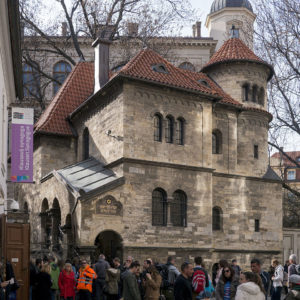 zdjęcie synagogi od zewnątrz